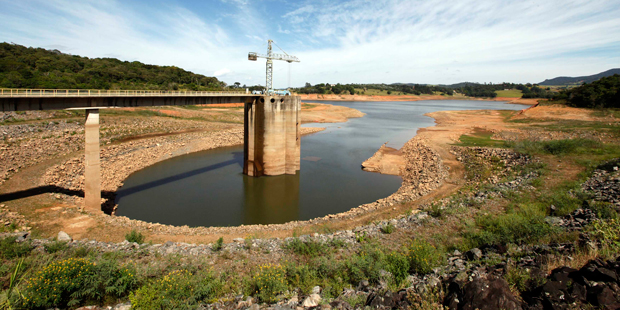 Os sistemas que abastecem as regiões Sudeste e Centro-Oeste do país estão com a menor quantidade de água desde 2001 | Paulo Whitaker/Reuters