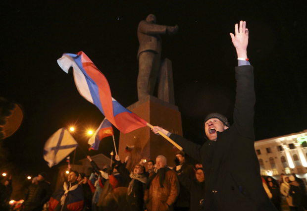 O Parlamento da Crimeia pediu oficialmente para se tornar parte da Rússia nesta segunda | /Sergei Karpukhin / Reuters