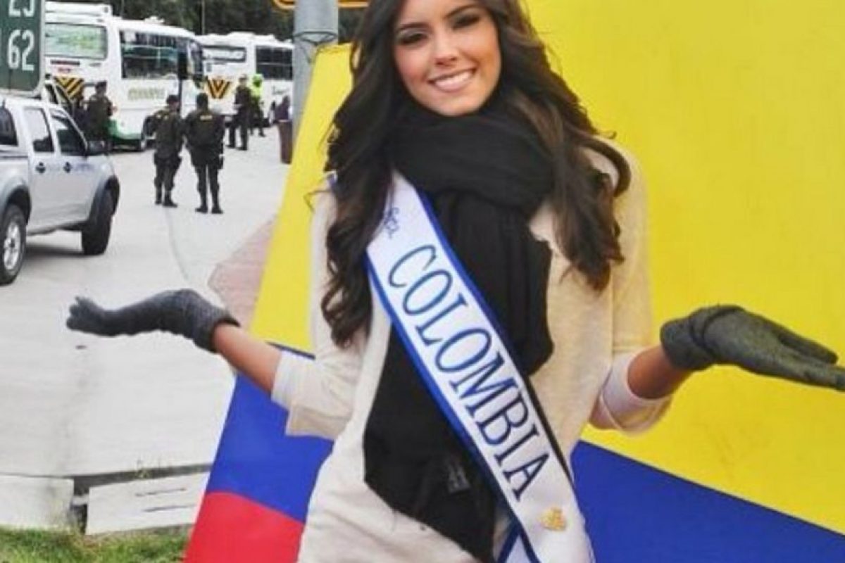 La Pollera Colora Coreografia Solo Mujeres