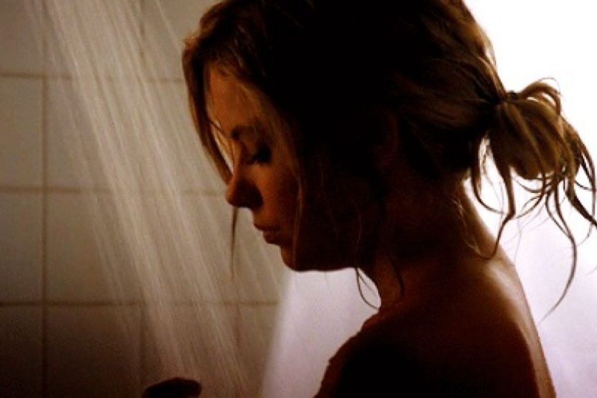 Estudio afirma que 4 de cada 5 mujeres no se bañan todos los días