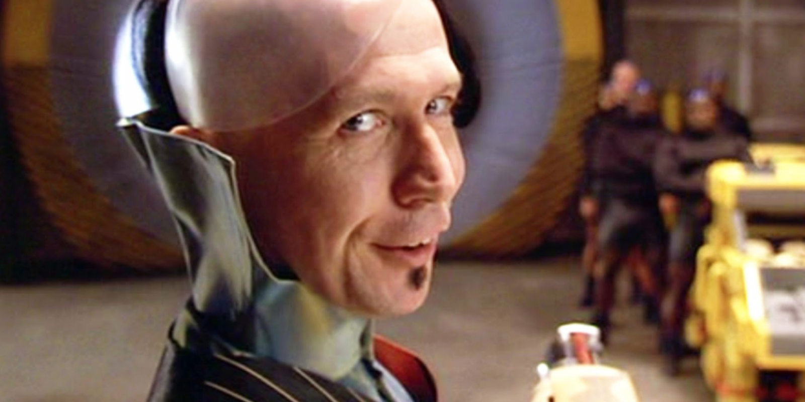 FOTOS Así se ven los actores de "El Quinto Elemento" 18 años después