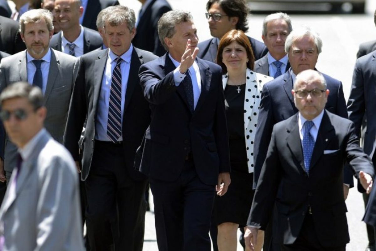 ¿Qué significa que Argentina levante el cepo cambiario al 