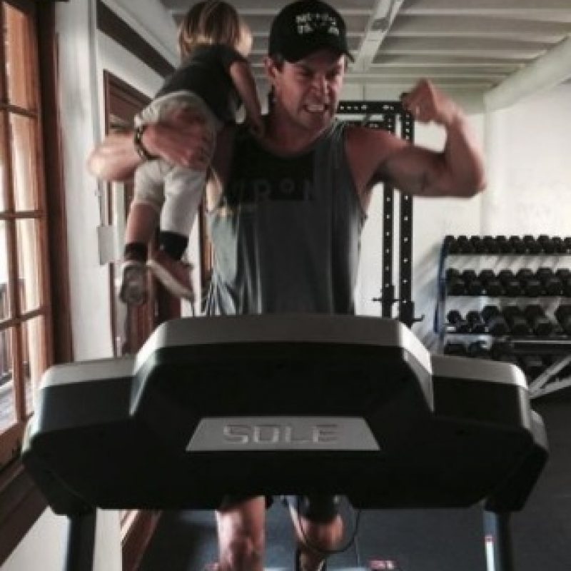 . Imagen Por: Vía vía instagram.com/chrishemsworth