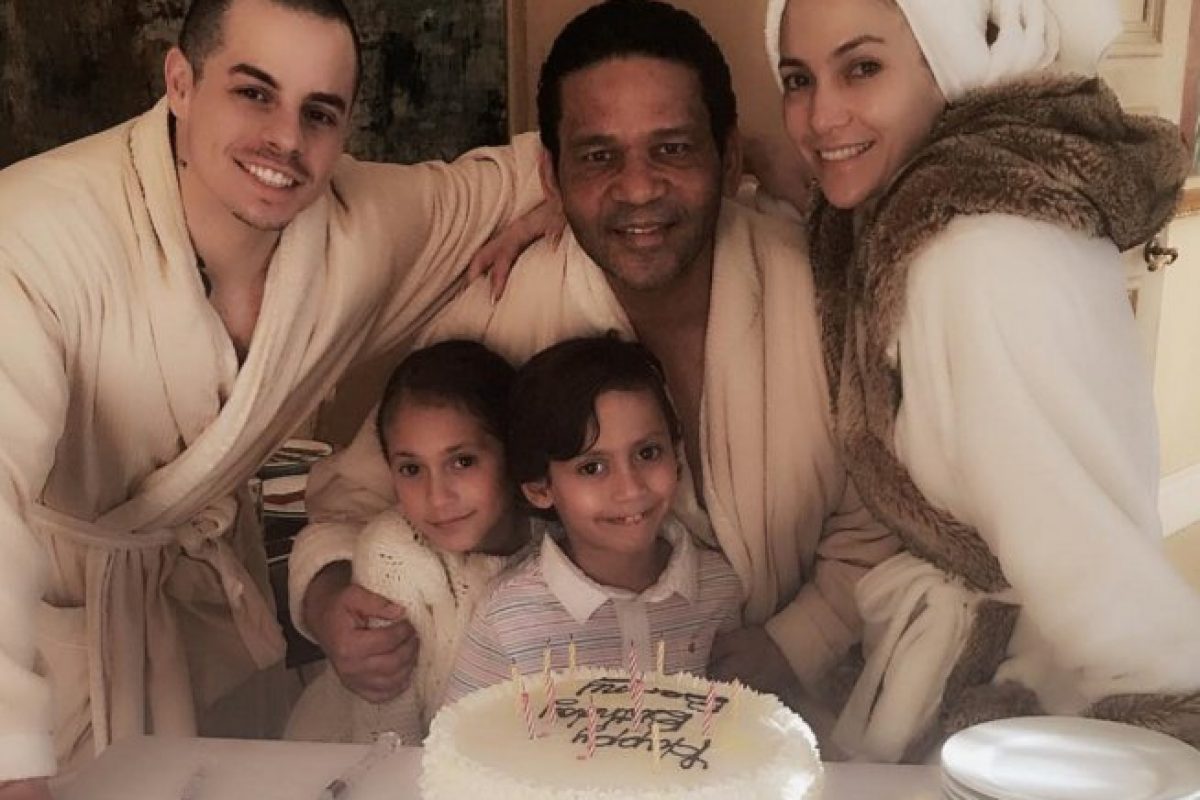 . Imagen Por: Vía instagram.com/jlo/