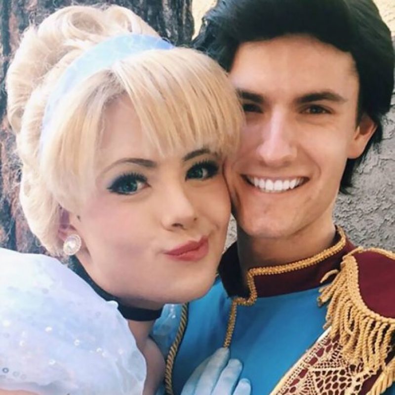 . Imagen Por: IMGUR - Instagram.com/theofficialariel