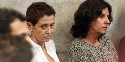 Sin medidas cautelares quedan esposas de Délano y Lavín — Caso Penta