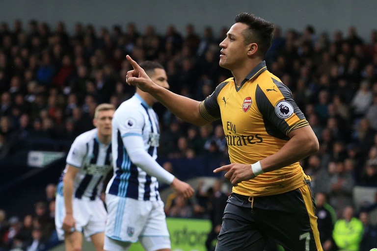 Alexis Sánchez anotó en la derrota 3-1 del Arsenal ante el West Bromwich Albion / AFP