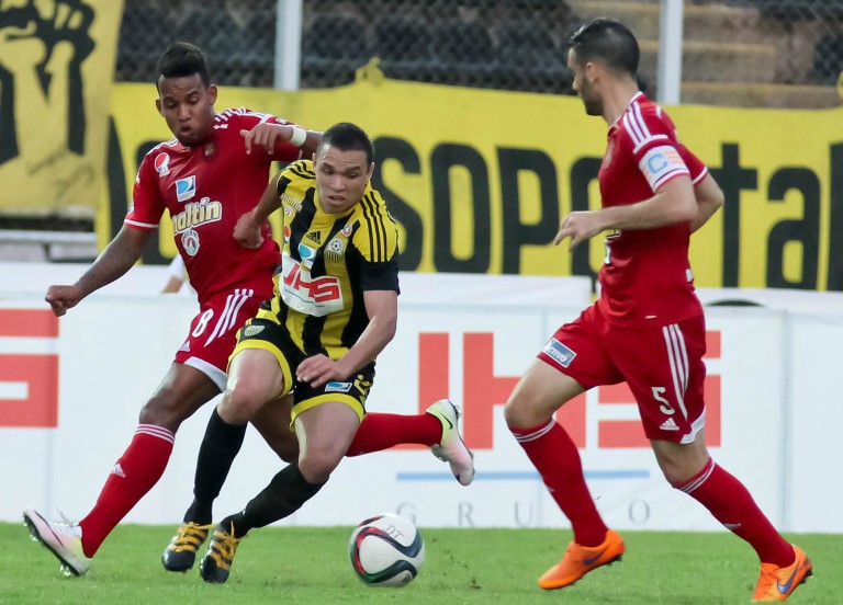 Caracas FC vs. Deportivo Táchira / deportivotachira.com