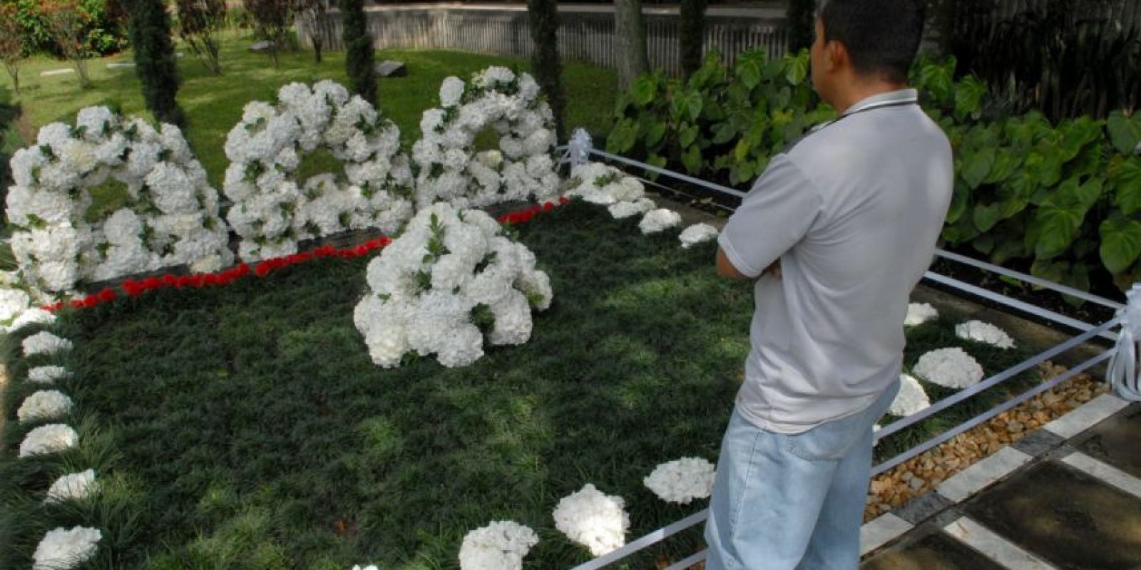 Fotos La tumba de Pablo Escobar, a 22 años de su muerte Publimetro Colombia