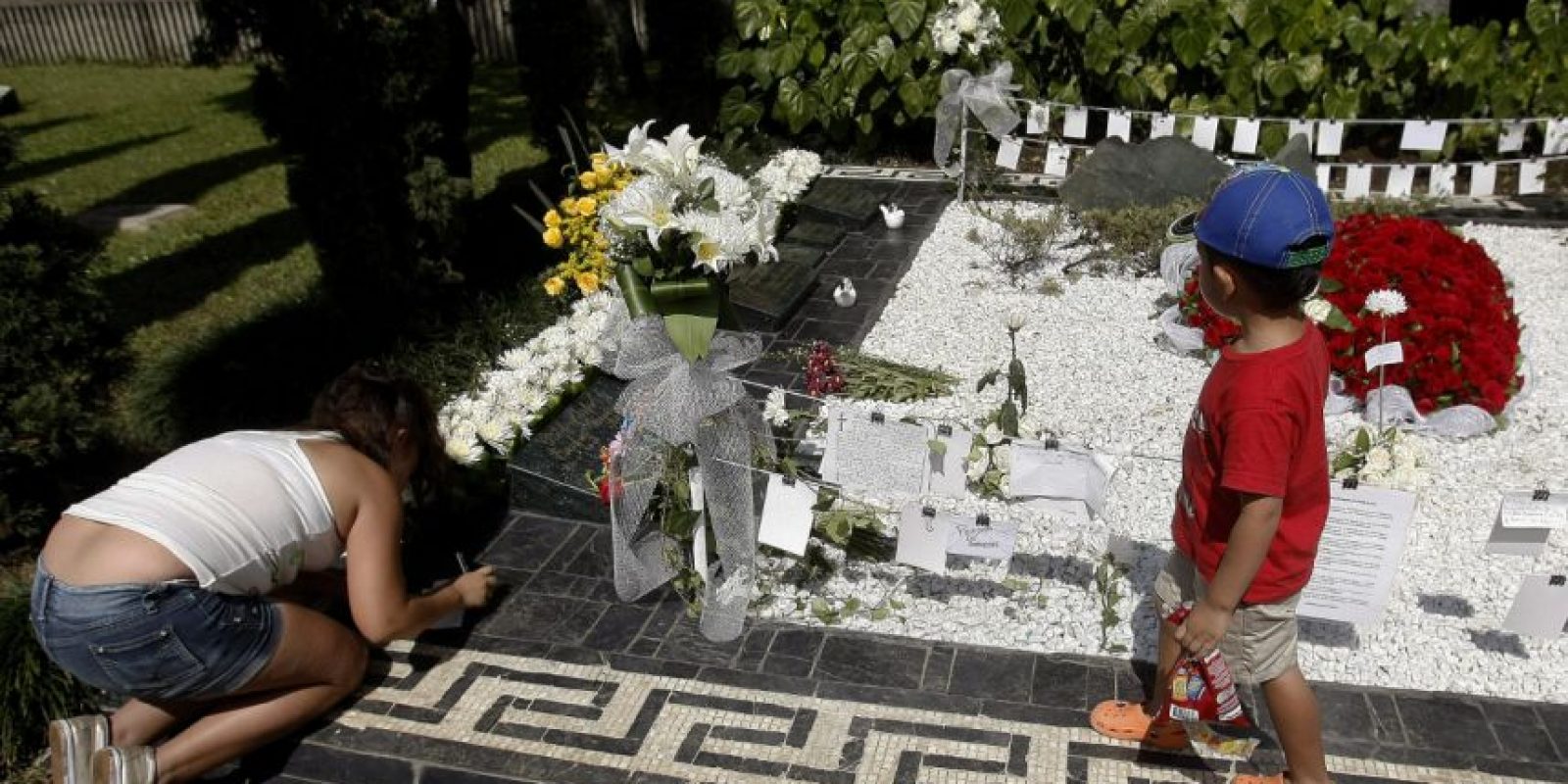 Fotos La tumba de Pablo Escobar, a 22 años de su muerte Publimetro Colombia