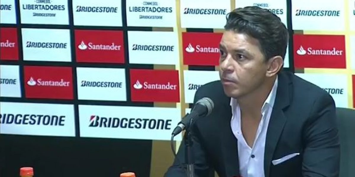 Resultado de imagen para periodistas colombianos conferencia river