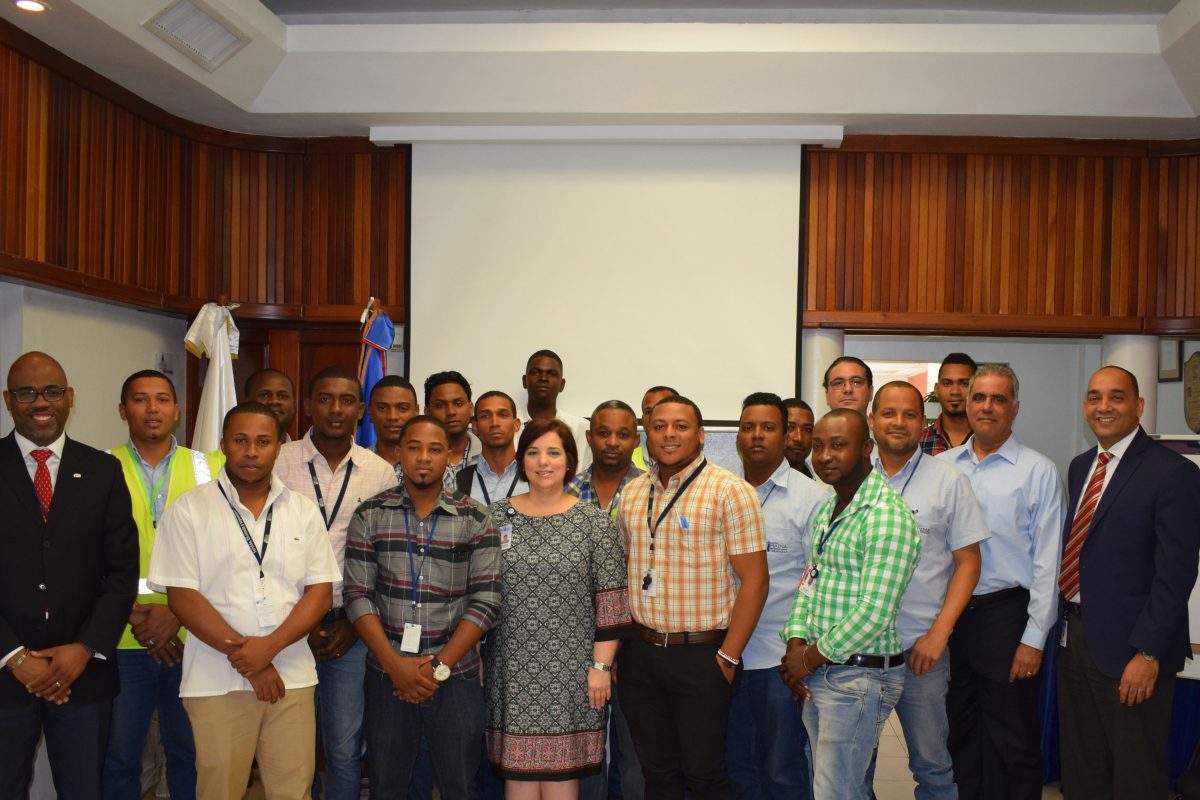 #TeVimosEn: Nuevos operadores de grúas en Puerto Río Haina - Metrord