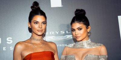 Kylie Jenner asiste a baile con joven rechazado