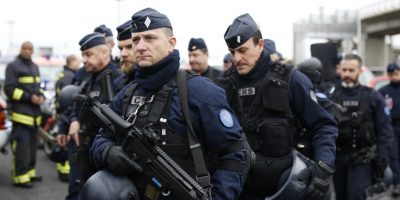 Tiroteo en París deja dos muertos