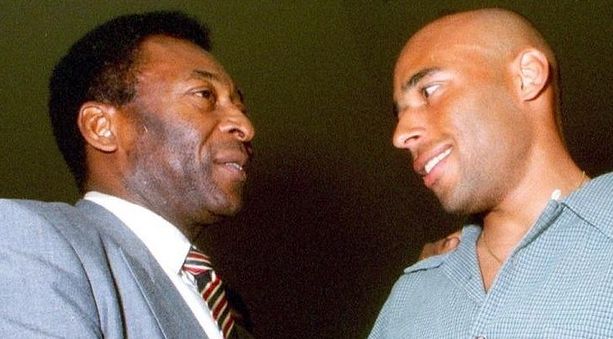 Pelé no se ha manifestado al respecto sobre los problemas de su hijo|Inside World Football