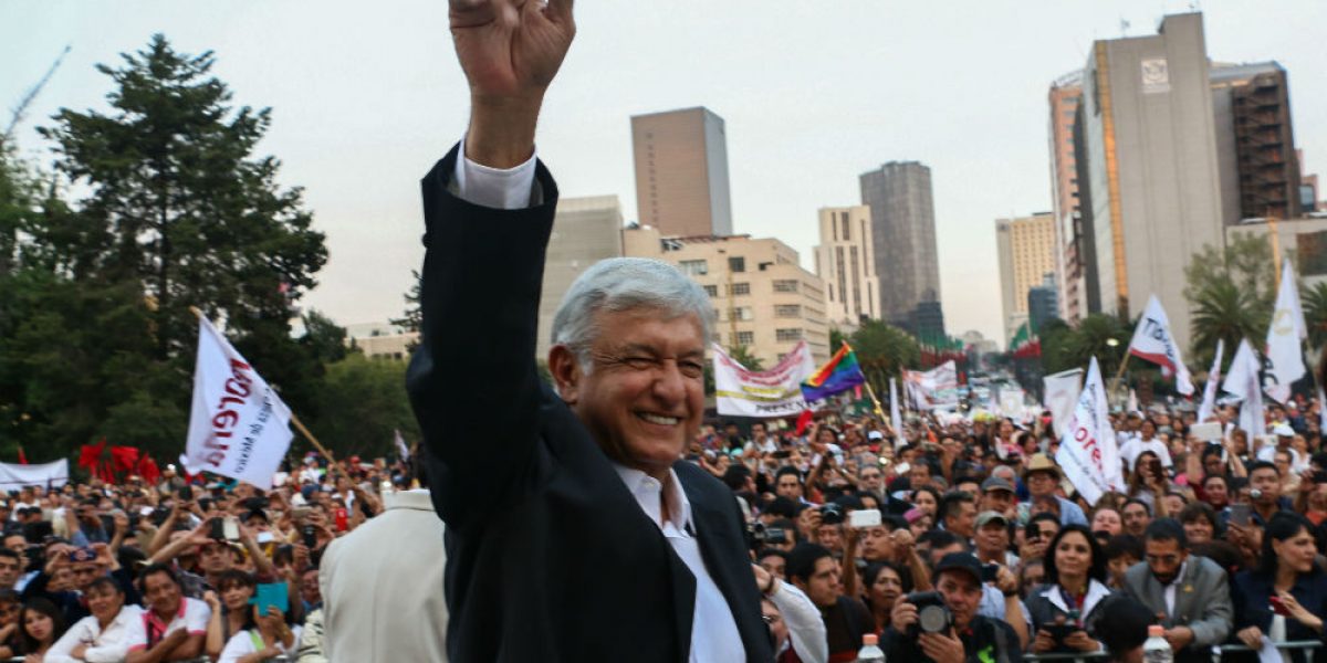Renuncia Fernando Mayans al PRD; se suma a las filas de Morena Renuncia Fernando Mayans al PRD; se suma a las filas de Morena